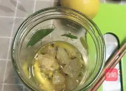 Honey Lemon Passion Fruit Recipe Illustration 7