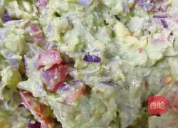 Illustration of how to make guacamole and shrimp pasta 2