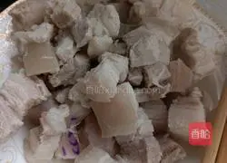 Illustration of how to make braised pork 3