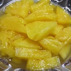 Homemade canned pineapple