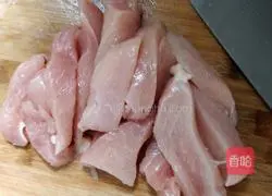 Illustration of how to make chicken ball noodles in mushroom soup 1