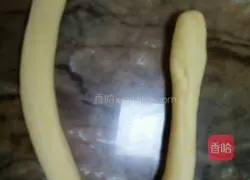 How to make pumpkin hot dog rolls Illustration 10