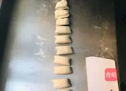 Illustration of how to make gluten cake 8