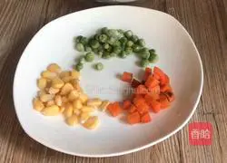 Sesame Pot Illustration of how to wrap pork 6