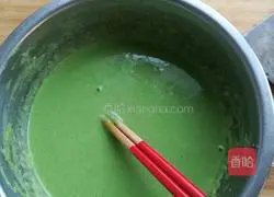 Illustration of how to make spinach pancakes 4