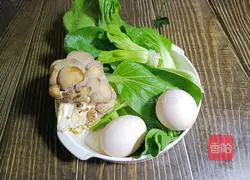 Mushroom egg noodle soup recipe 1