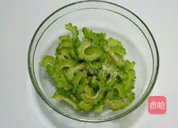 Salted Egg Bitter Melon Recipe Illustration 2