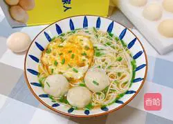 Illustration of how to make meatballs and egg noodles 13