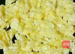 Illustration of how to make ham and egg fried cheese noodles 10 