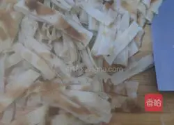 Three fresh braised cakes Practice illustration 4