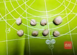 Illustration of how to make Northeastern rye steamed buns 8