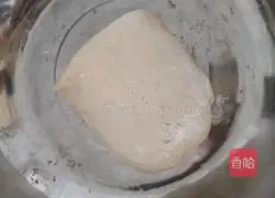 Illustration of how to make Roujiamo 1