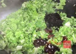 Braised noodles with green vegetable sauce Illustration of how to do it 7