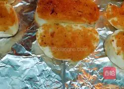 Illustration of grilled steamed buns 4