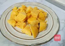 Illustration of how to make diced steamed buns with fried eggs 3