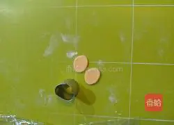 Illustration of how to make Penguin and meat buns 7