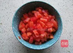 Illustration of how to make Sanxian Soup (Xihong Mushroom Soup) 5