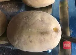 Illustration of how to make potato steamed buns 8