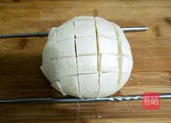 Pineapple Steamed Buns (Creative Food) Recipe Illustration 4