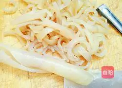 Illustration of how to make pig skin jelly 3