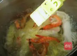 Chinese cabbage Illustration of how to make shrimp soup 8