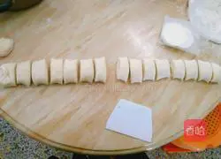 Illustration of how to make white fat steamed buns (newbies welcome) 8