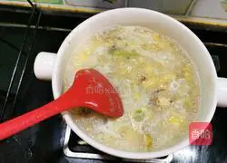 Recipe for Scallop, Fungus, Vegetable and Egg Pimple Soup Illustration 11