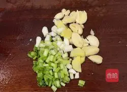 Illustration of how to make fish head tofu soup 2