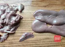 Illustration of how to make stir-fried shrimp loin 1