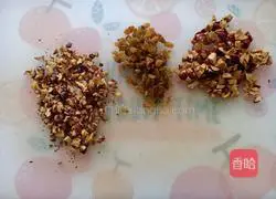 Illustration of how to make red dates and brown sugar steamed buns 3