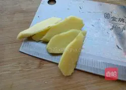 Illustration of how to make old hen soup 6