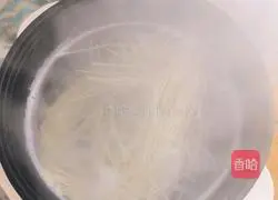Illustration of making hot dry noodles 2