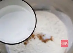 Illustration of how to make scallion pancakes 7