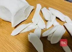 Illustration of how to make tomato gnocchi 7