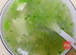 Illustration of how to make loofah tofu soup 7