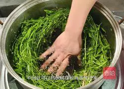 Eat local vegetables and boiled eggs on March 3rd.Illustrations of Chinese traditional customs that cannot be forgotten 4