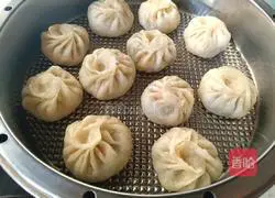 Illustration of how to make Xiao Long Bao (vegetarian stuffing) 13