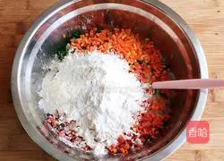 Illustration of how to make pan-fried potato pancakes 7