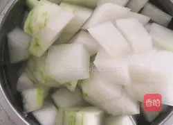 Big Bone Winter Melon Soup Recipe Illustration 3