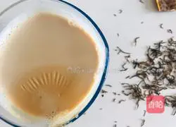 Homemade caramel milk tea Practice illustration 5