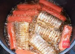 Illustration of how to make fish in the intestines for a long time 7