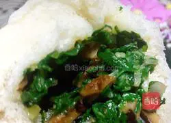 Illustration of how to make sesame oil and mushroom vegetable buns 17