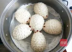 Illustration of how to make hedgehog steamed buns 14