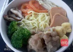 Illustration of how to make Kuaishou hot pot ramen 8