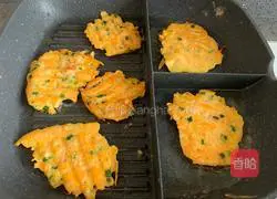 Sweet potato and shrimp pancakes Illustration of how to do it 7