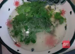 Illustration of how to make fresh meat wontons 6