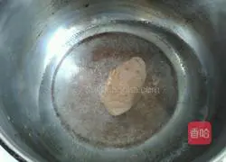 Illustration of how to make noodles with shredded chicken and scallion oil 4