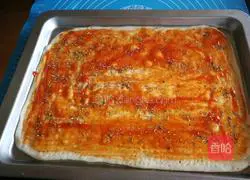 Illustration of how to make thin-bottom chicken and fresh fruit pizza 9