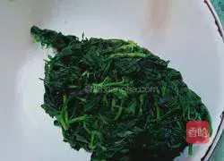 Illustration of how to make Ai Kueh 1