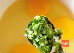 Illustration of how to make kelp egg drop soup 6